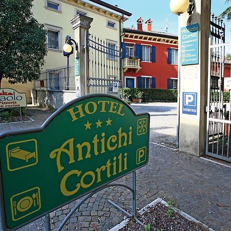 Hotel Antichi Cortili Dossobuono Extérieur photo