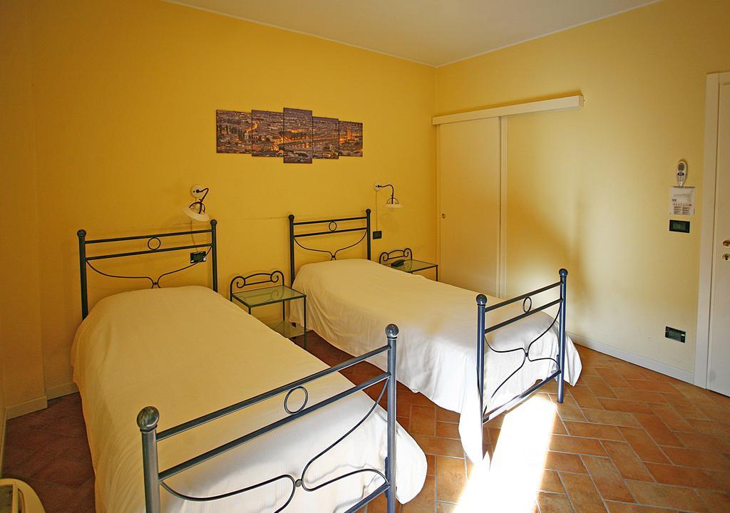 Hotel Antichi Cortili Dossobuono Extérieur photo